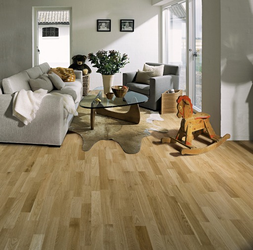 Kahrs Lecco Oak Engineered Wood Flooring, Satin Lacquered, 200x13x2423 mm