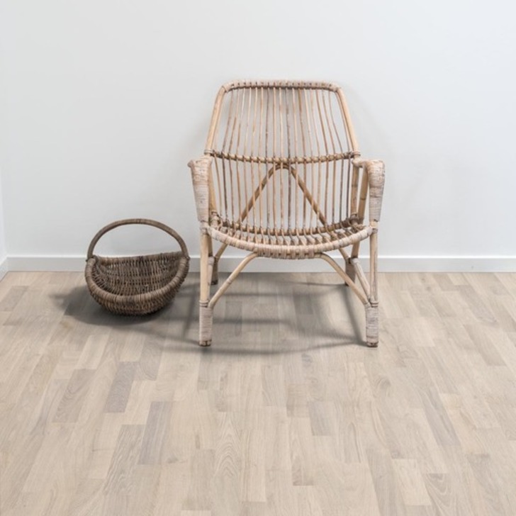 Kahrs Lumen Rime Engineered Oak Flooring, Natural, Brushed, Matt Lacquered, 200x15x2423 mm