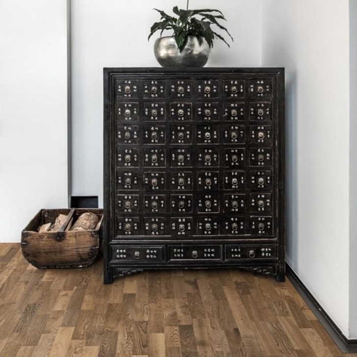Kahrs Lumen Dusk Engineered Oak Flooring, Natural, Brushed, Matt Lacquered, 200x3.5x15 mm