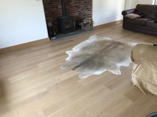 Tradition Classics Engineered Oak Flooring, Prime, Brushed, Invisible Lacquered, 190x14x1900mm Image 2