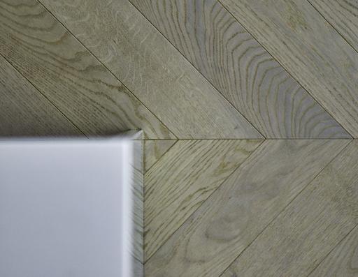 V4 Wood Flooring Misty Grey Chevron (Right), Engineered, 90mm x 9mm x 610mm