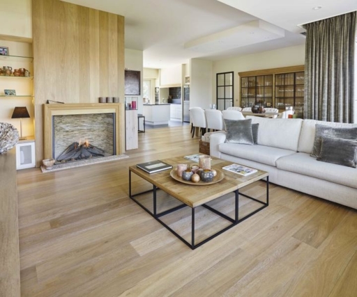 Tradition Classics Loire Engineered Oak Flooring, Smoked, Brushed, White Oiled, 190x15x1860mm Image 2