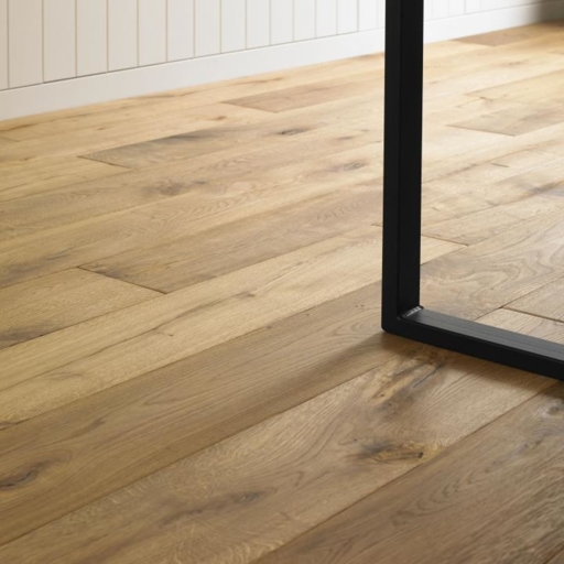 Tradition Classics Graves Engineered Oak Flooring, Smoked, Handscraped, Oiled, 15x180x1850mm Image 3