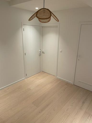 V4 Wood Flooring Flatiron - Veneered Plank, Veneered Flooring with HDF Core, 190mm x 10.4mm x 1,500mm