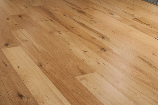 Xylo Oak Engineered Flooring, Rustic, UV Lacquered 190x3x14 mm
