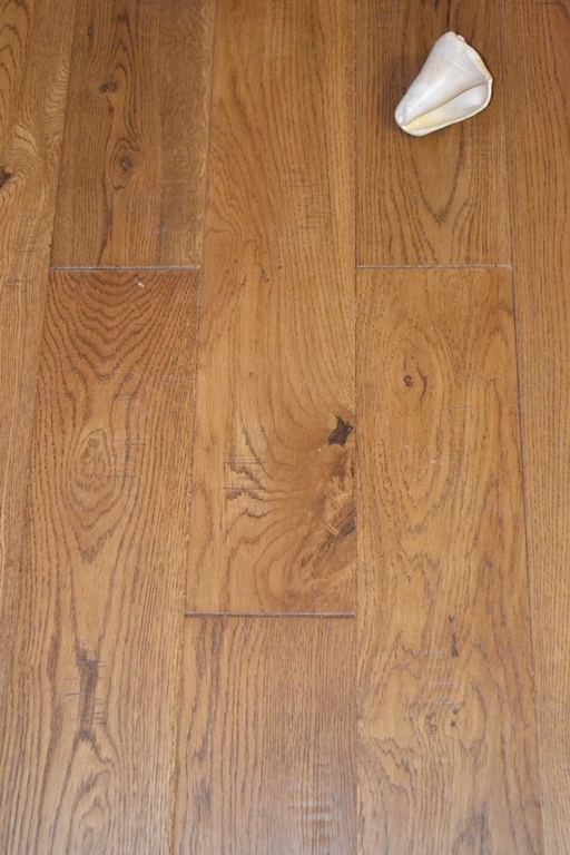 Elka Golden Oak Solid Wood Flooring, Distressed, Lacquered, 130x18 mm
