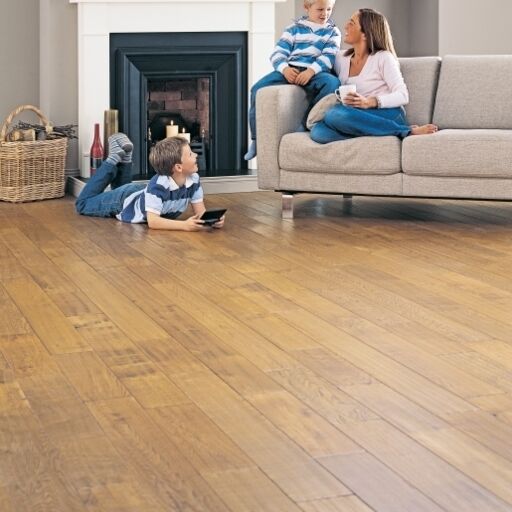 Elka Golden Oak Solid Wood Flooring, Distressed, Lacquered, RLx130x18mm Image 3