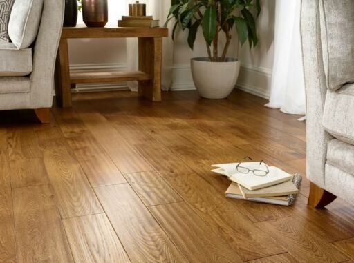 Evolve Westminster, Engineered Oak Flooring, Golden, Handscraped & Lacquered, RLx150x18mm
