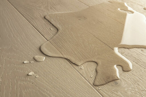 QuickStep Cascada Light Storm Oak Engineered Flooring, Rustic, Extra Matt Lacquered, 190x13x1820mm Image 4