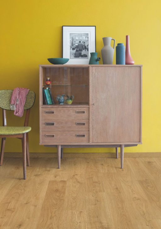 QuickStep ELIGNA White Oak Light Laminate Flooring 8mm