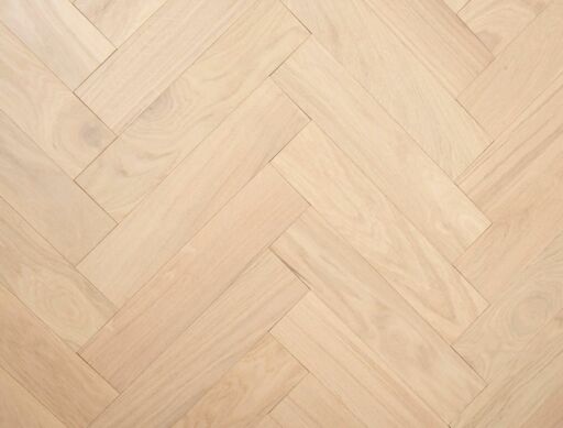 Selundra Engineered Oak Flooring, Herringbone, Invisible, Smooth, Rustic, UV Oiled, 90x15x400mm