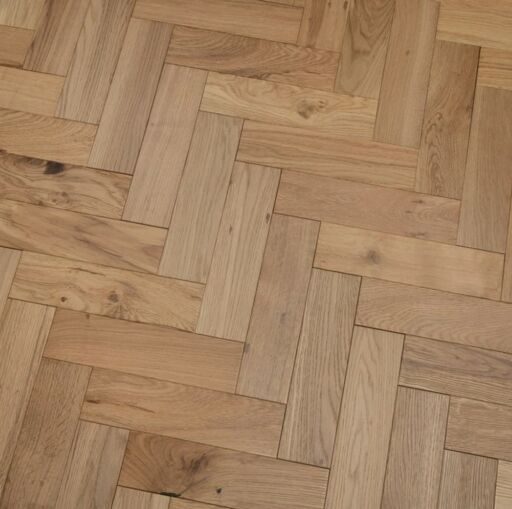 Solid Oak Parquet Flooring Herringbone Blocks, Natural Brushed, Matt Lacquered, 90x18x300mm Image 3