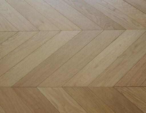 Tradition Chevron Engineered Oak Flooring, Prime, Brushed & Matt Lacquered, 90x14x510mm Image 3