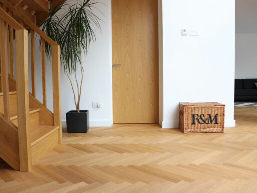Tradition Classics Herringbone Engineered Oak Flooring, Prime, Oiled, 70x11x490mm Image 2