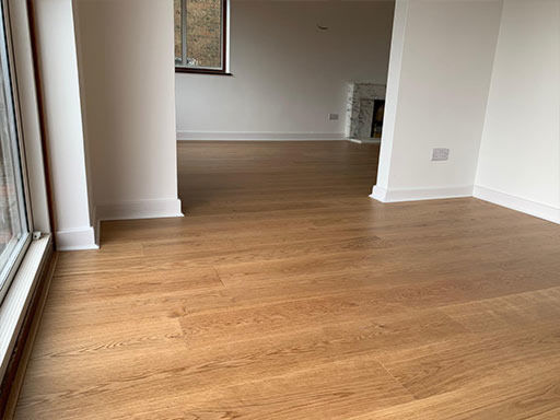 Tradition Classics Oak Engineered Flooring, Prime, Brushed&Matt Lacquered, 190x14x1900mm Image 4