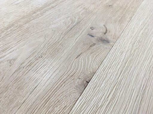 Tradition Classics Oak Engineered Flooring, Rustic, Sandblasted, Handscraped, Unfinished, 220x15x2200mm Image 2