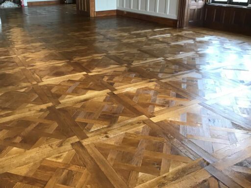 Tradition Classics Versailles Engineered Oak Flooring, Rustic, Smoked, Brushed & Unfinished, 800x20x800mm Image 3