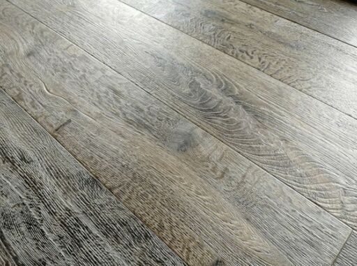 Tradition Deluxe Engineered Oak Flooring, Rustic, Distressed, 220x15x2200mm Image 4