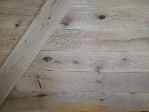Tradition Engineered Oak Flooring, Country Rustic, Natural Oiled, 190x20x1900mm Image 5