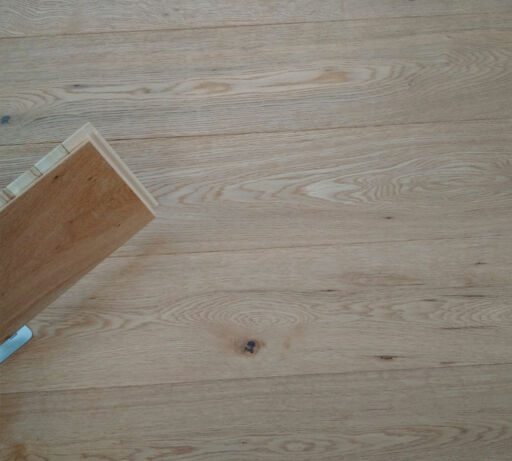 Tradition Engineered Oak Flooring, Natural, Brushed & Matt Lacquered, 190x14x1900mm Image 4