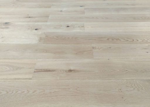 Tradition Engineered Oak Flooring, Rustic, Brushed & Oiled, 190x20x1900mm Image 3