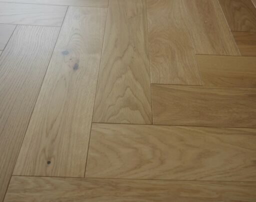 Tradition Engineered Oak Parquet Flooring, Herringbone, Brushed & Matt Lacquered, 125x14x600mm Image 4