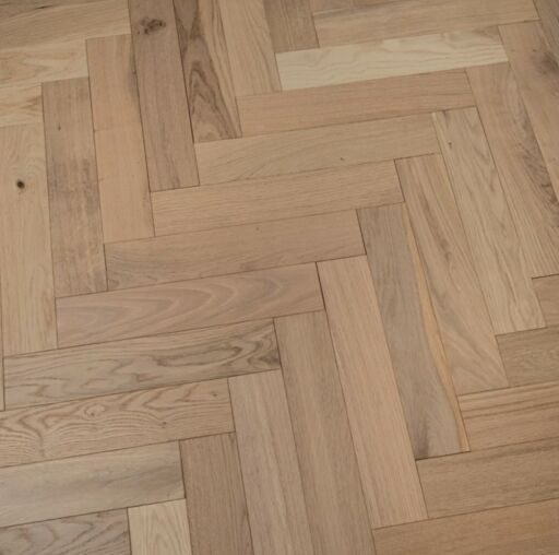 Tradition Engineered Oak Parquet Flooring, Herringbone, Invisible Finish, Oiled, 90x14x450mm Image 2