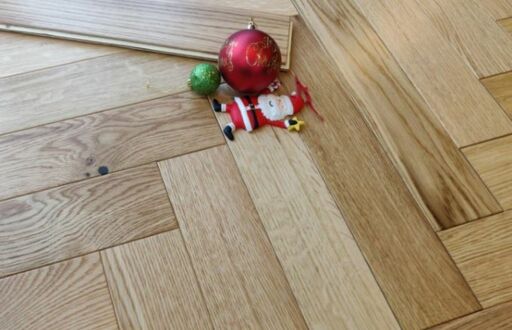 Tradition Engineered Oak Parquet Flooring, Herringbone, Natural, Lacquered, 90x14x450 mm