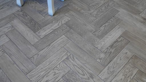 Tradition Herringbone Engineered Oak Parquet Flooring, Gunmetal, Grey, 80x18x300 mm Image 2
