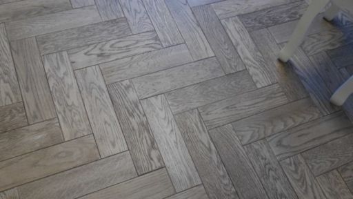 Tradition Herringbone Engineered Oak Parquet Flooring, Gunmetal, Grey, 80x18x300 mm Image 3