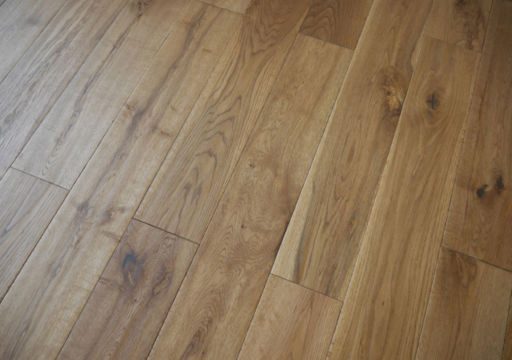 Tradition Solid Golden Oak Hardwood Flooring, Rustic, Handscraped, UV Oiled, RLx125x18mm