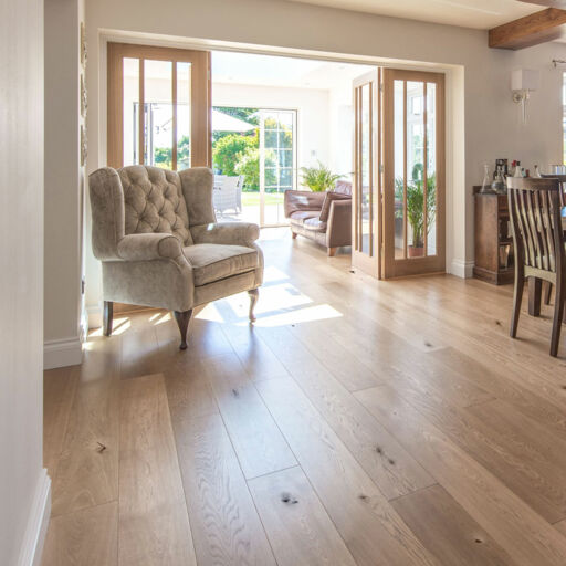 V4 Alpine, Glade Oak Engineered Flooring, Rustic, Matt & UV Lacquer, 190x14x1900mm