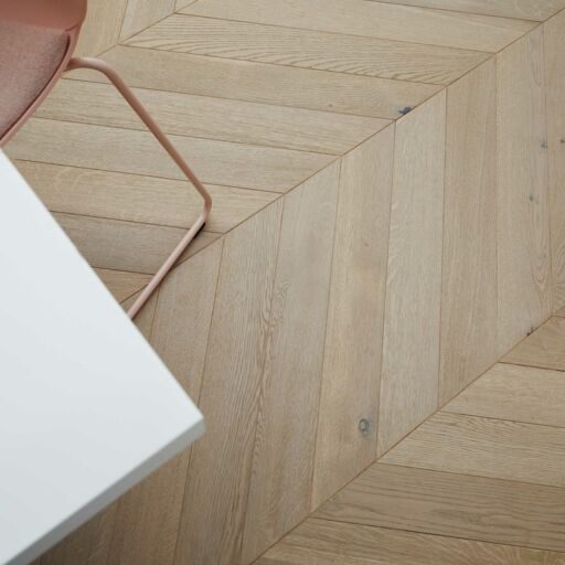 V4 Tundra Chevron, Seashell Engineered Oak Flooring, Rustic, Brushed & UV Oiled, 90x9x610mm