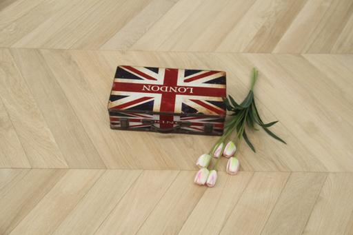 Tradition Select Engineered Oak Chevron Flooring, Unfinished, 90x18x600mm